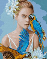 Картина за номерами Дівчина з блакитними папугами (KH4802) Идейка фото інтернет-магазину Raskraski.com.ua