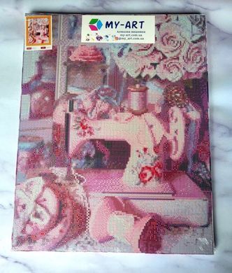 Картина стразами Куточок рукодільниці My Art (AR-3157) 40 х 50 см фото інтернет-магазину Raskraski.com.ua