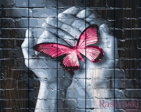 Картина за номерами на дереві Метелик в руках (RA-GXT25848) Rainbow Art фото інтернет-магазину Raskraski.com.ua