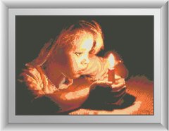 Алмазная живопись Девочка со свечой Dream Art (DA-30233, Без подрамника) фото интернет-магазина Raskraski.com.ua